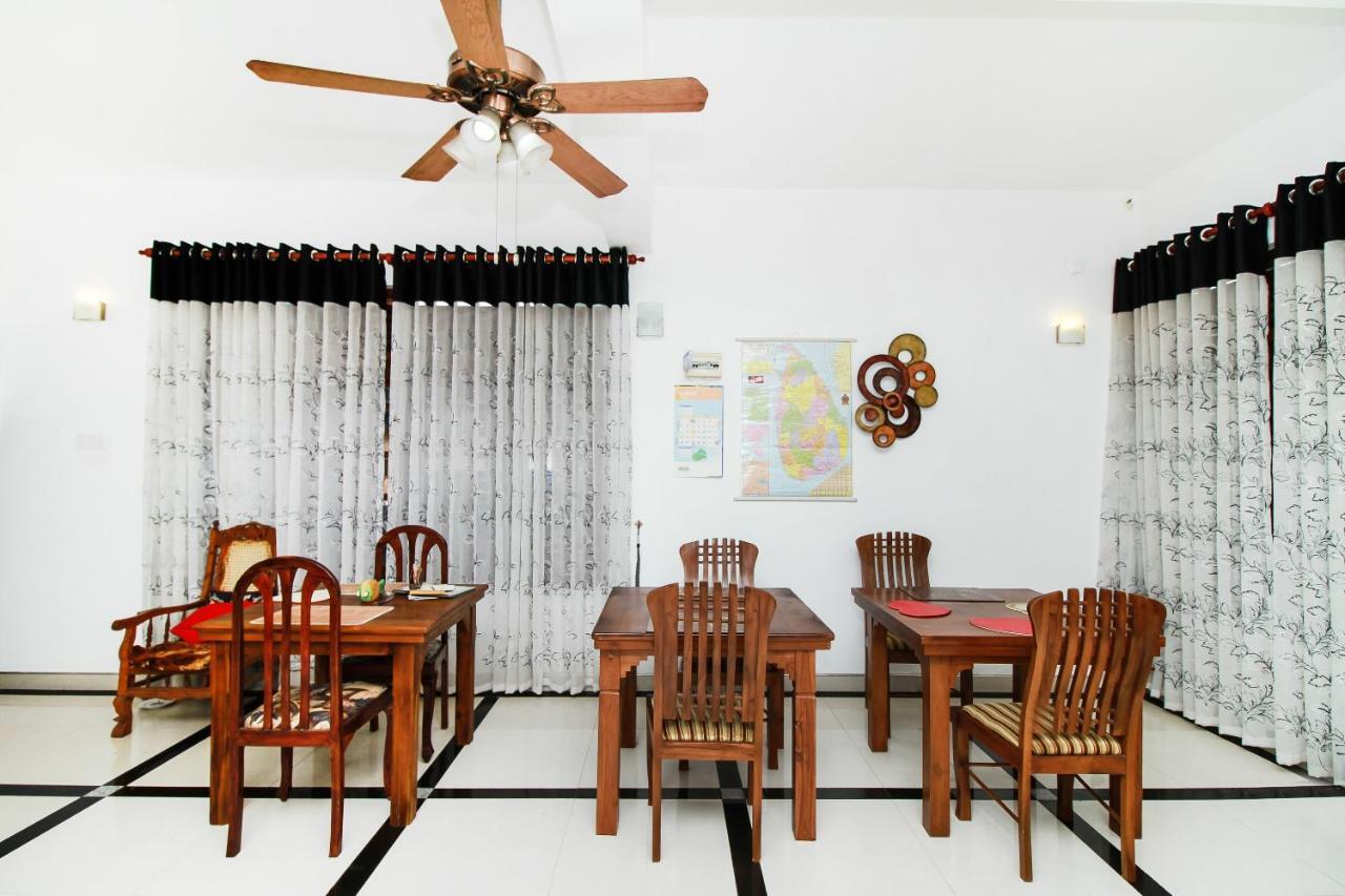 Jj Villa Bentota Aluthgama Kültér fotó